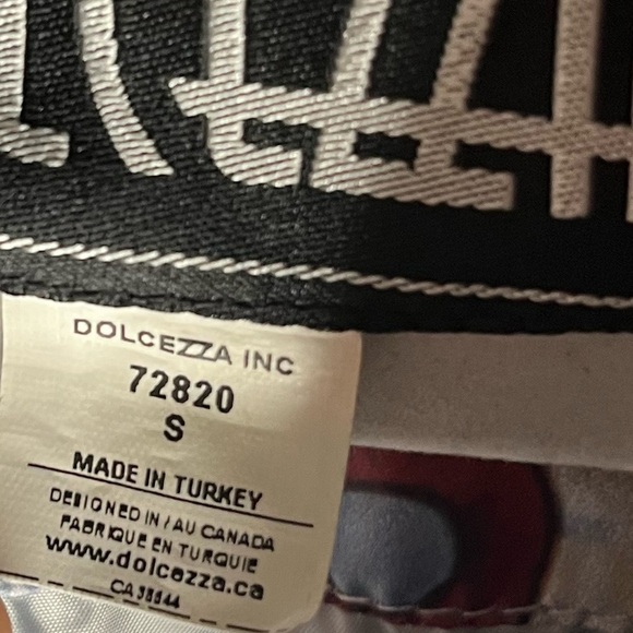 Dolcezza Abstract Art Quilted Zip Vest | Size S | Style 72820 - Picture 5 of 7